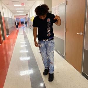 Meet your Posher, Laron